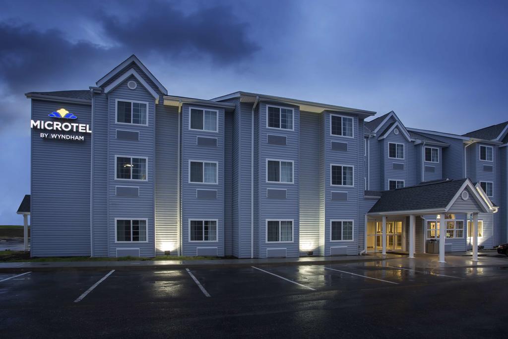 Quality Inn & Suites Caldwell I-77 מראה חיצוני תמונה